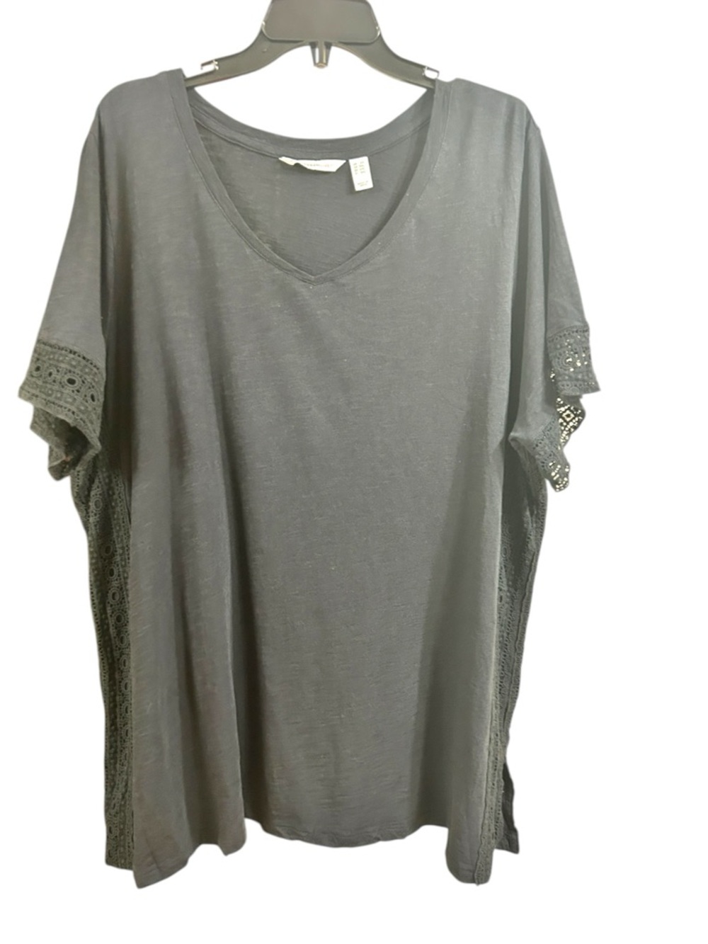 Isaac Mizrahi Rich Black V-Neck Tee with Crochet Sleeve and sides.